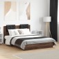 vidaXL Bettgestell mit Kopfteil und LED Braun Eiche-Optik 120x190 cm vidaXL Bettgestell mit Kopfteil und LED Braun Eiche-Optik 120x190 cm
