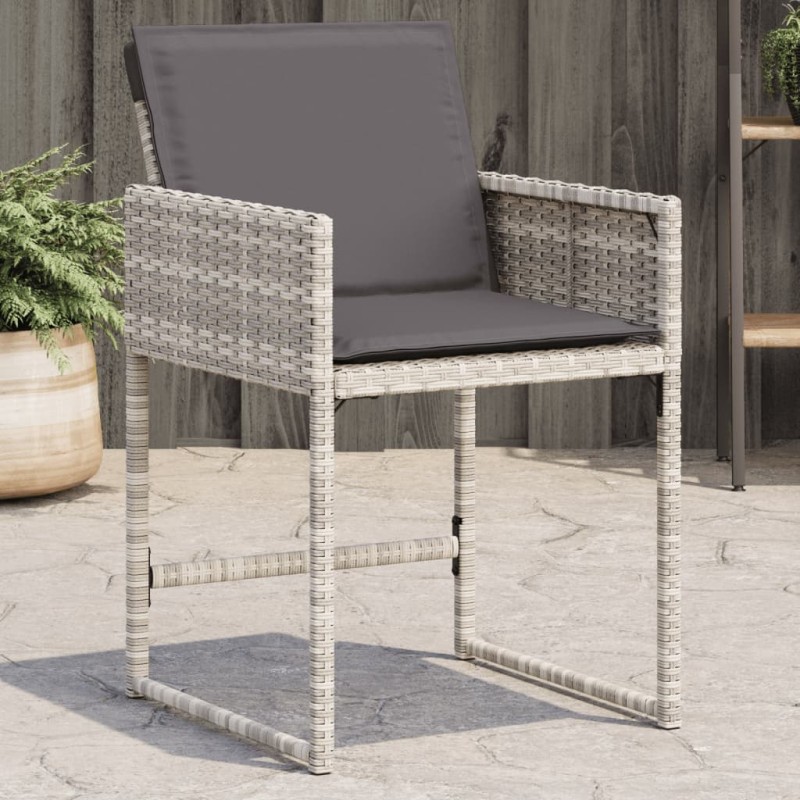 vidaXL Gartenstühle mit Kissen 4 Stk. Hellgrau Poly Rattan vidaXL Gartenstühle mit Kissen 4 Stk. Hellgrau Poly Rattan