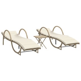 vidaXL Sonnenliegen 2 Stk. mit Tisch Beige Poly Rattan