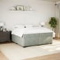 vidaXL Boxspringbett mit Matratze Hellgrau 200x200 cm Samt vidaXL Boxspringbett mit Matratze Hellgrau 200x200 cm Samt