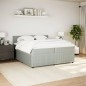 vidaXL Boxspringbett mit Matratze Hellgrau 200x200 cm Samt vidaXL Boxspringbett mit Matratze Hellgrau 200x200 cm Samt