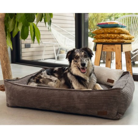Designed by Lotte Hundekorb Gerippt Braun 80x70x22 cm