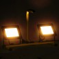 vidaXL LED-Fluter mit Handgriff 2x50 W Warmweiß vidaXL LED-Fluter mit Handgriff 2x50 W Warmweiß